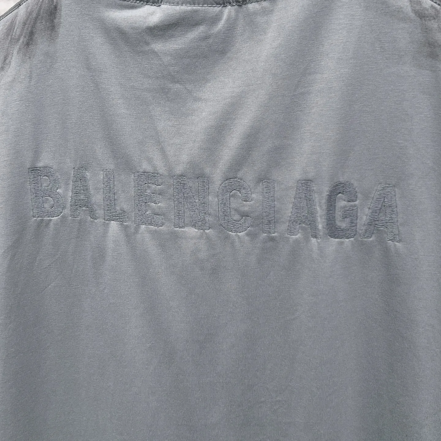 💰P 105 【 . Quality】BALENCI*GA/ #2025New Arrival LOGO T ， 。 ， 、 260 ， . ， 。 。Classic LOGO 。 。 。。 , OS . Same Style ：BL 253718 ：Dark Gray ，Gray Size：XS S M L